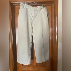 Misses Docker Capris